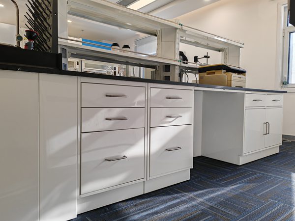 全钢实验台厂家